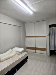Blk 223 Jurong East Street 21 (Jurong East), HDB 4 Rooms #528323991